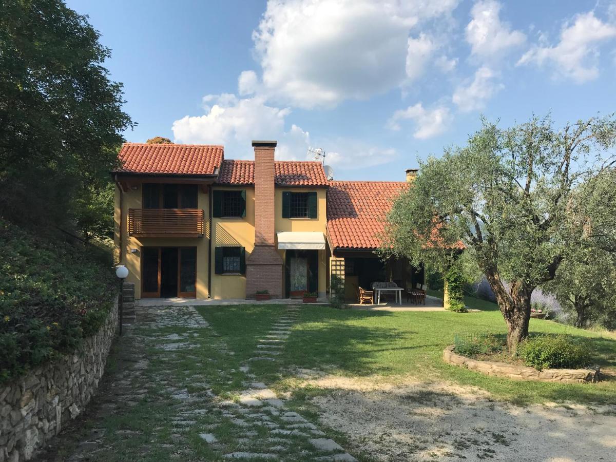 Casa Vacanze Agli Ulivi バオーネ エクステリア 写真